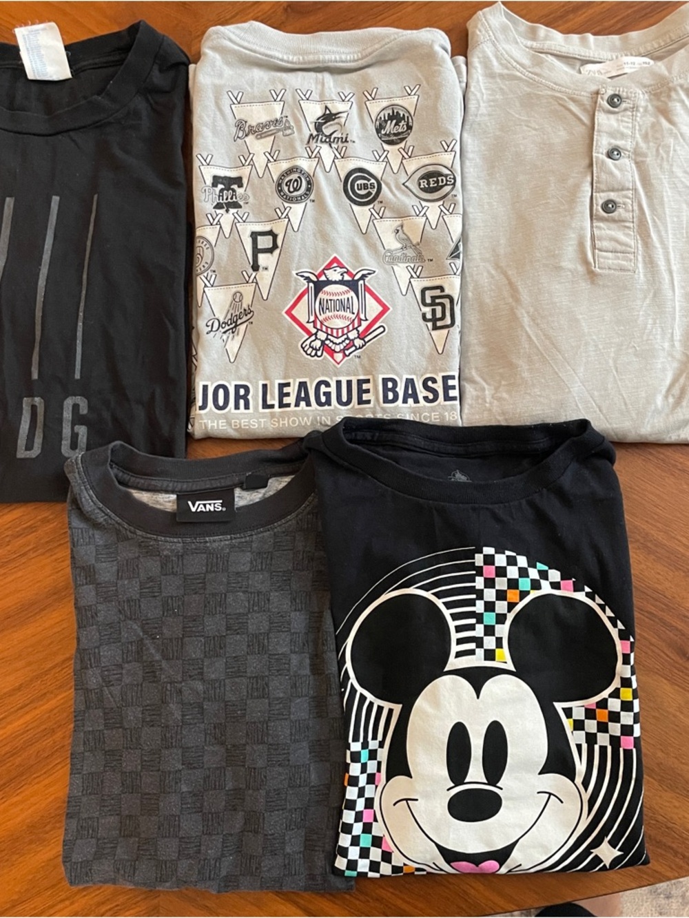 Boys tshirt bundle - size 12. Vans, MLB, Zara, etc.